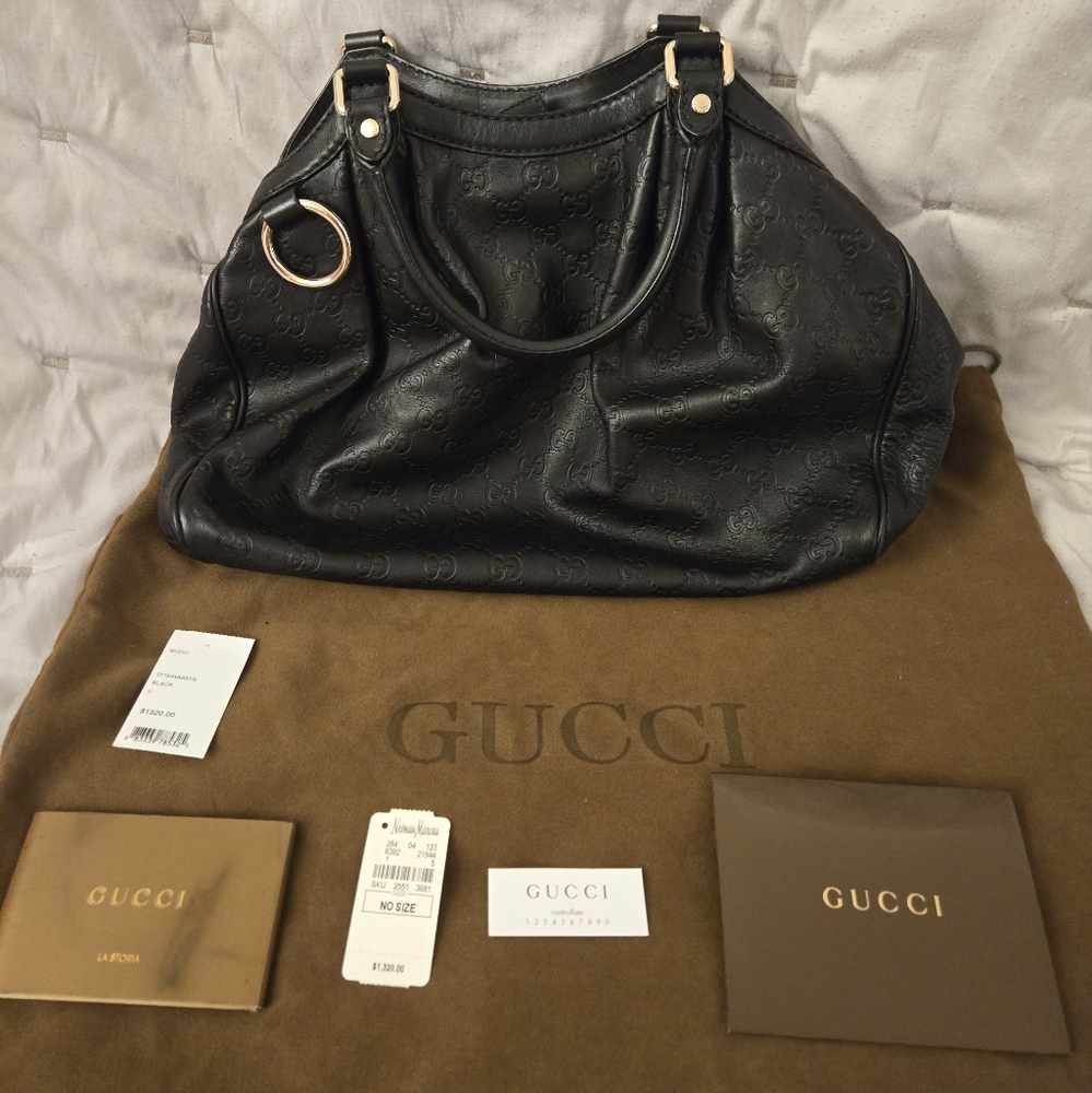 Gucci medium black sukey shoulder bag